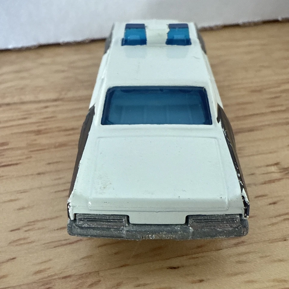 Vintage Matchbox Lesney #10 - Plymouth Gran Fury Police Car With ORIGINAL BOX - Image 3 of 4