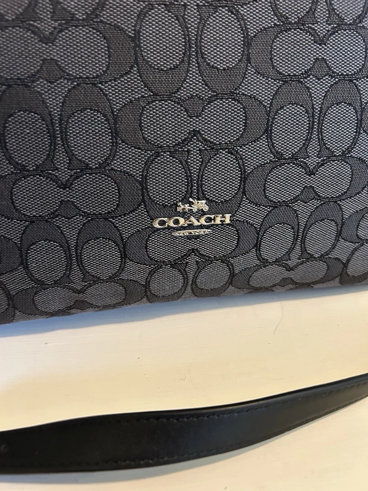 Bolso de Hombro Coach Celeste Signature Convertible Hobo Cartera: Venta al por menor 375 Foto 4 de 4