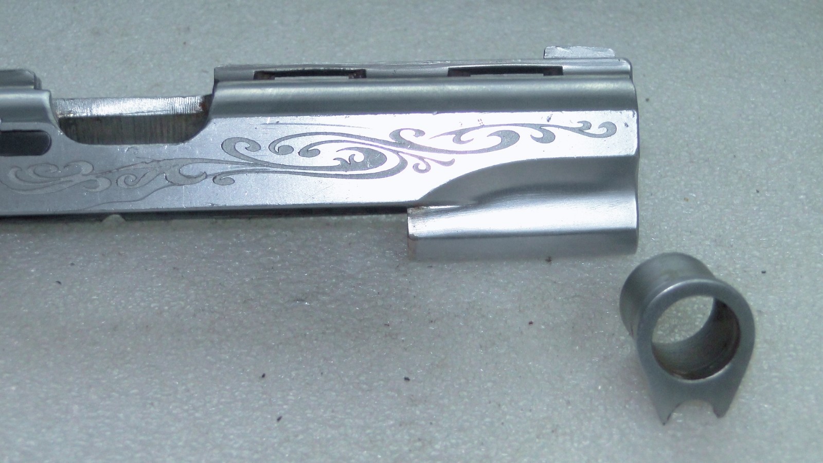 LLAMA 1911, SMALL FRAME VENTILATED CHROME SLIDE ENGRAVED, FIRING PIN, BUSHING.