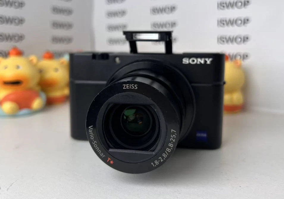 Sony Cyber-shot DSC-RX100 IV Digital Cameras for Sale | Shop New