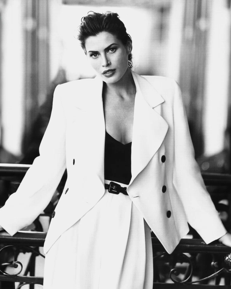 De colección 2011 Ellen Tracy Classic EDP miniatura 0,17 fl. oz 5 ml hecho en Alemania Foto 3 de 4