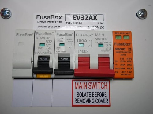 Various Fusebox consumer units with SPD, inc E.V, 6, 10, 14, 20, 21 way - Picture 23 of 34