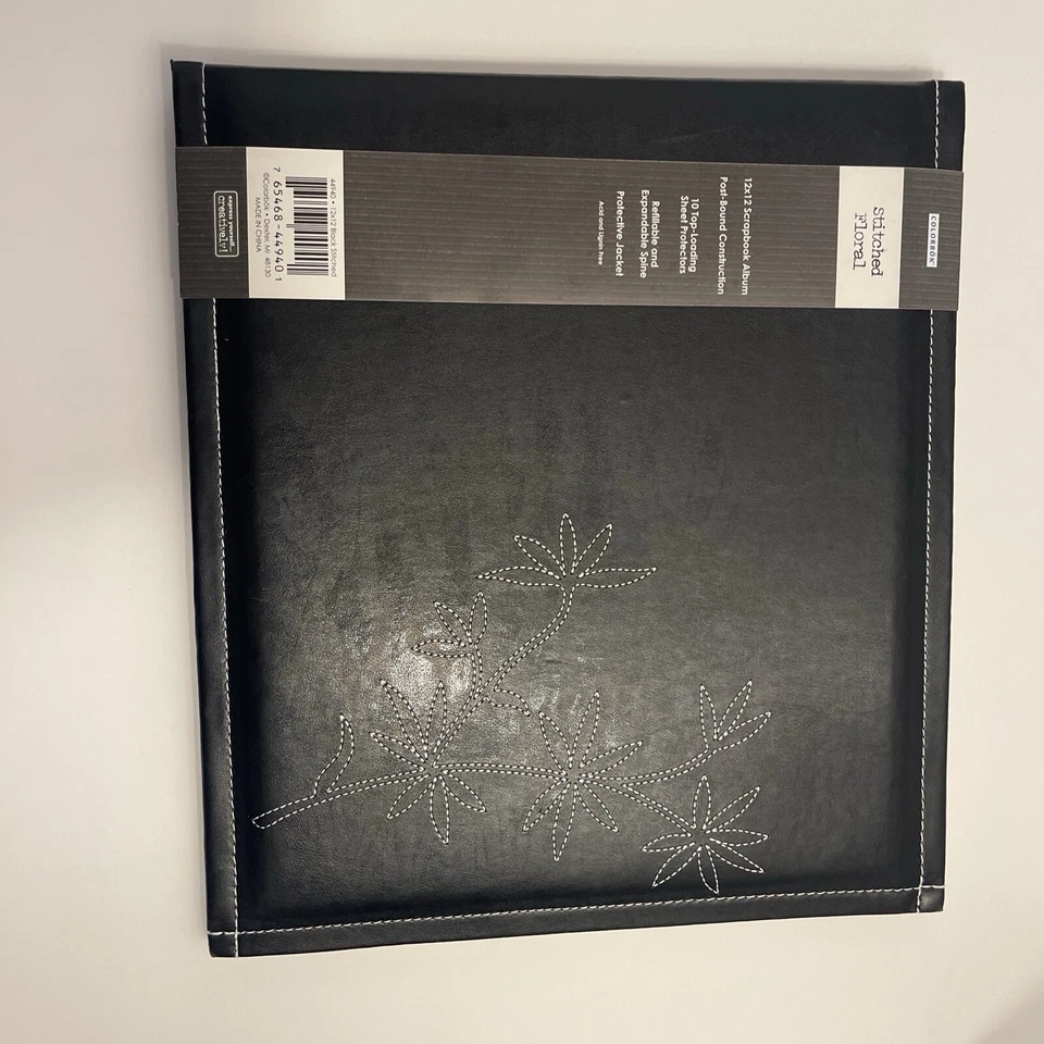 Álbum de recortes florales cosidos negros Color Book Foto 2 de 4