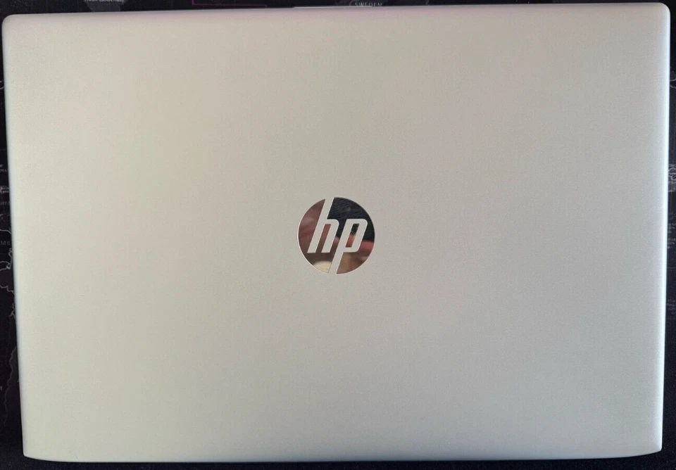 HP Probook 455 G5 AMD A10 9620P, 8GB RAM, 256GB HDD.  FHD, Win 10 Pro - Immagine 3 di 4