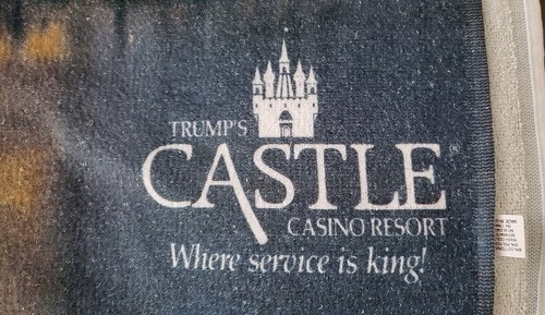 Trump Castle large beach towel The Best Spread in Atlantic City 29" x 55" Unused - Picture 4 of 6