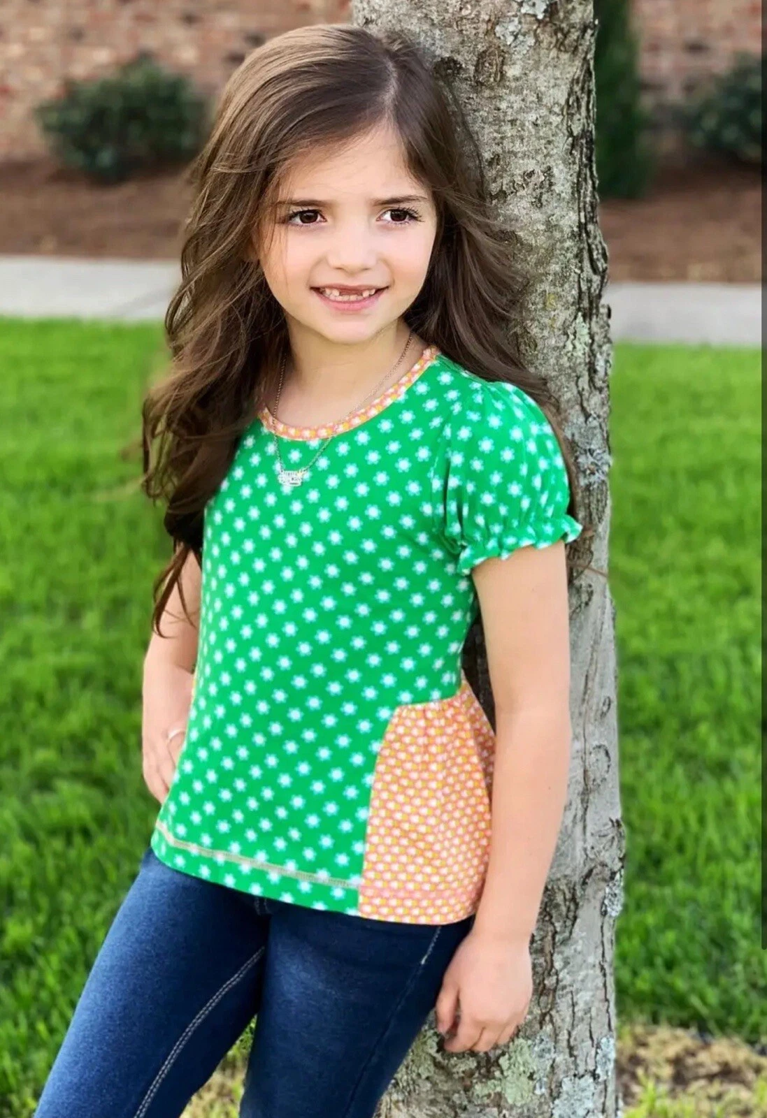 Girls Wildflowers clothing Beautiful Green Polka Dot Top 10 NWT