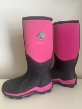 Women’s pink Muck Boots Arctic Sport  Size 9/9.5 060010