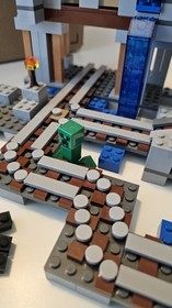 LEGO Minecraft: The Mine (21118) 