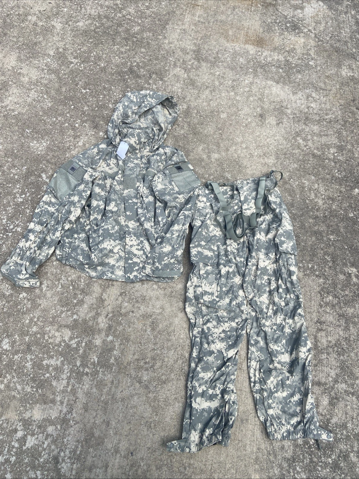 NWT ACU DIGITAL LEVEL 5 SOFT SHELL Jacket TROUSER COLD WEATHER PANTS Set Med-R