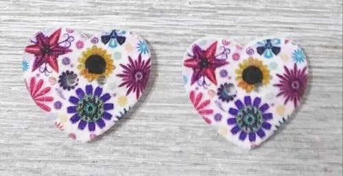 flower heart wood sewing buttons crafts 2 holes 1 inch #15 blue purple 2pc - Picture 2 of 2