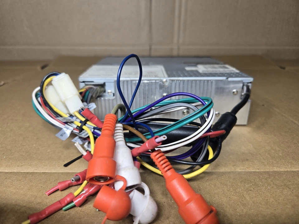 Reproductor de CD Xtreme Sound WMS353 DIN único receptor en tablero probado-funciona con cables Foto 3 de 4