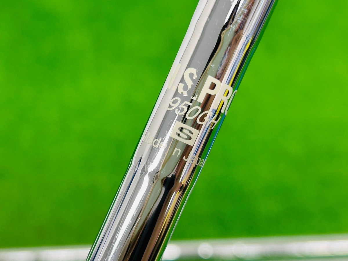 Titleist 716 AP1 Iron set 5-9+PW RH Ns Pro 950G Stiff Flex Titleist 716 AP1 Iron set 5-9+PW RH Ns Pro 950G Stiff Flex