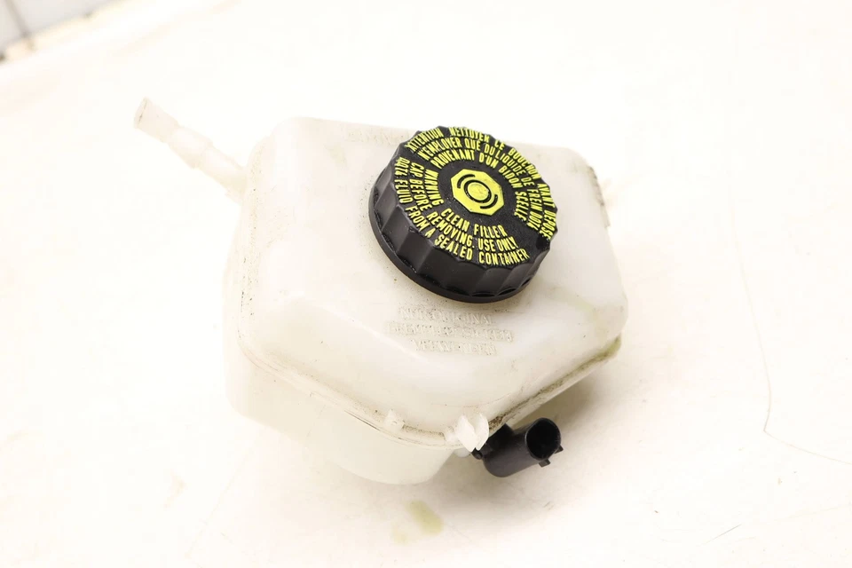 BMW 320I XDRIVE 2013-2018 - depósito de líquido de frenos / tanque 7851569 Foto 2 de 4