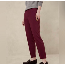Banana Republic Hayden Tapered Ankle Pant - New with Tags  Size 6 Merlot