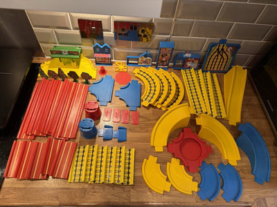VINTAGE MATCHBOX TODDYTOWN TRAIN TRACK ROAD PLAYSET LOT LESNEY 1978 1979 EISENBAHN