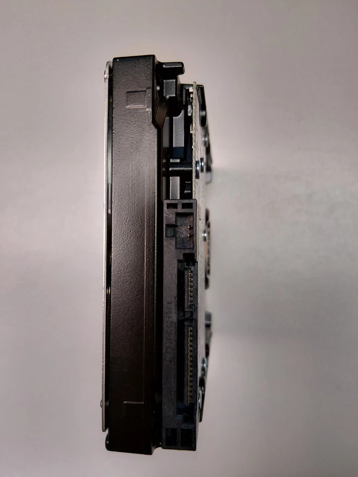 3TB HDD TOSHIBA DT01ACA300 3TB 7200 RPM 64MB Cache SATA 6.0Gb/s 3.5 - Image 3 of 3