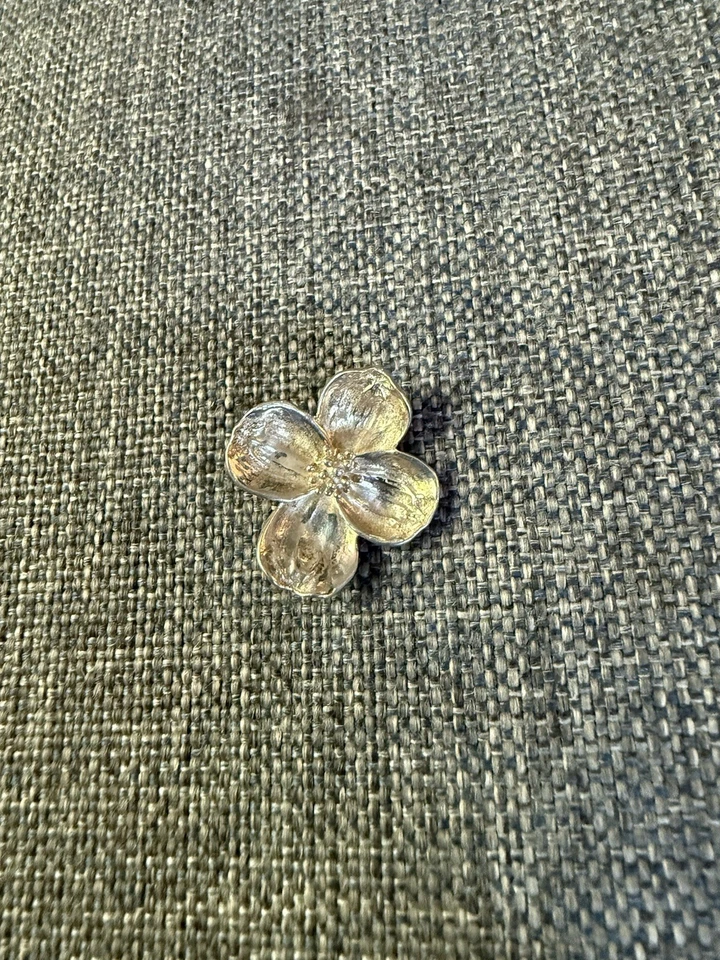 Broche prendedor flor madera perro Tiffany & Co plata de ley 925 Foto 2 de 4