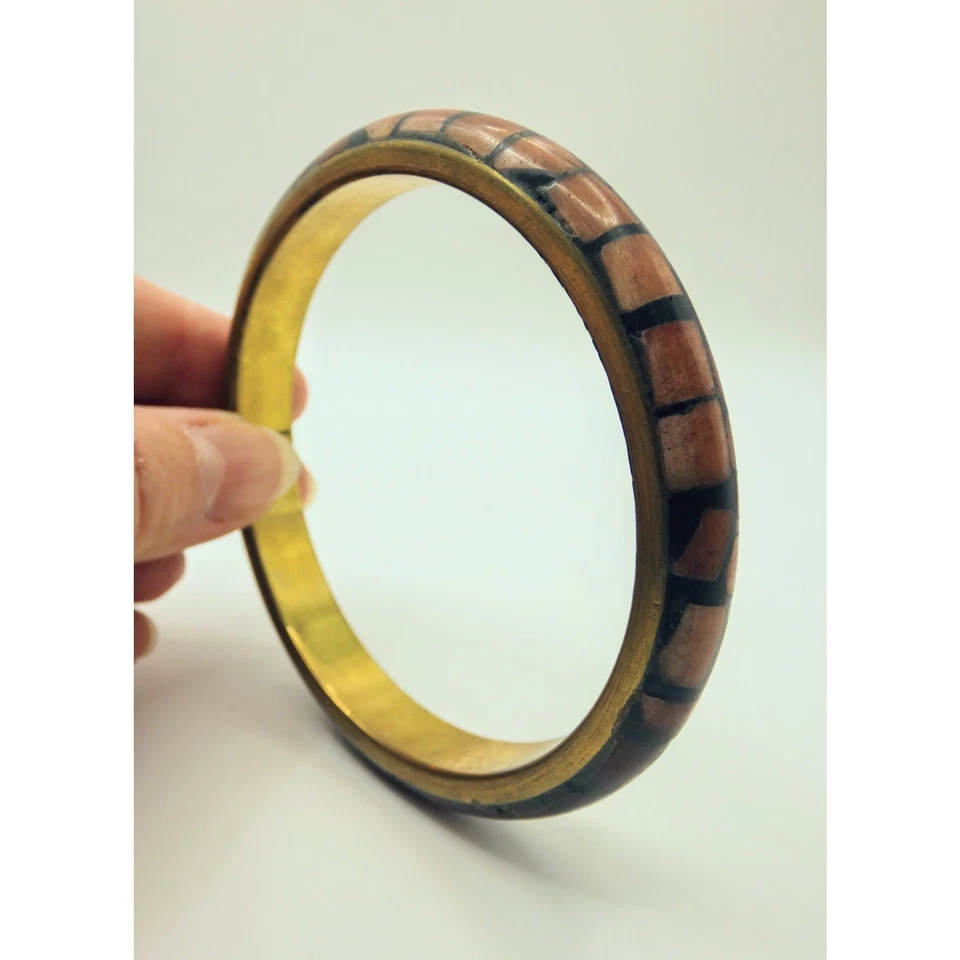 Vintage Indian Brass Shell Inlay Bangle Boho Festival Bracelet Ethnic Jewellery - Image 2 of 4