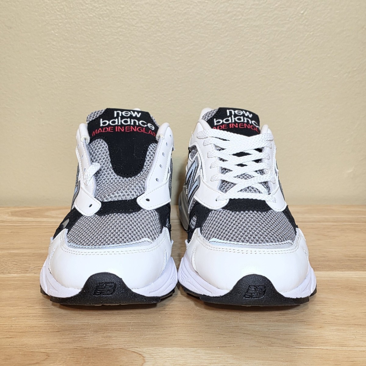 New Balance 920 40th Anniversary Made In England MiUK White  display picture 3
