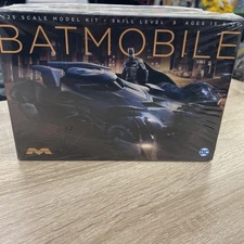 Moebius 1/25 Dawn of Justice Batmobile Plastic Model Kit 964