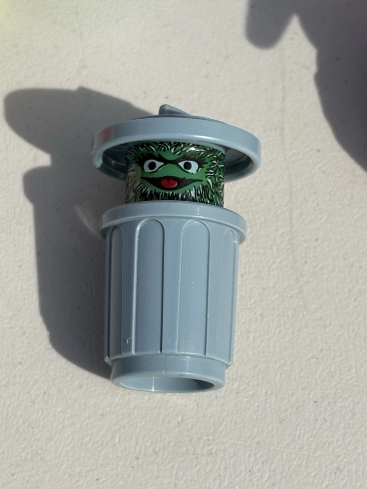 Figuras Fisher Price Little People Plaza Sésamo de colección Bert, Ernie, Big Bird Foto 2 de 4