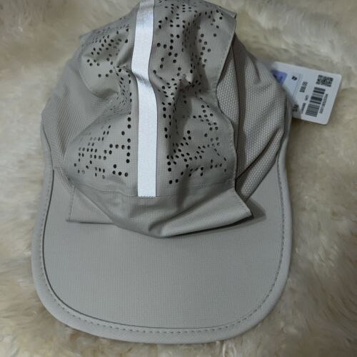NWT Lululemon Lab Run Hat Natural Ivory Size : S/M