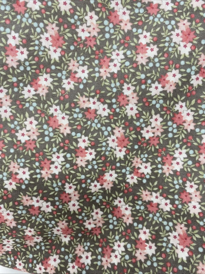 Moda Fabrics (2) Two-Yard Fabric Cuts NEW - Image 3 of 3