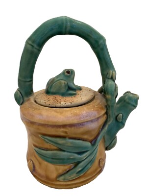 Majolica Type Teapot Frog Bamboo Green Brown