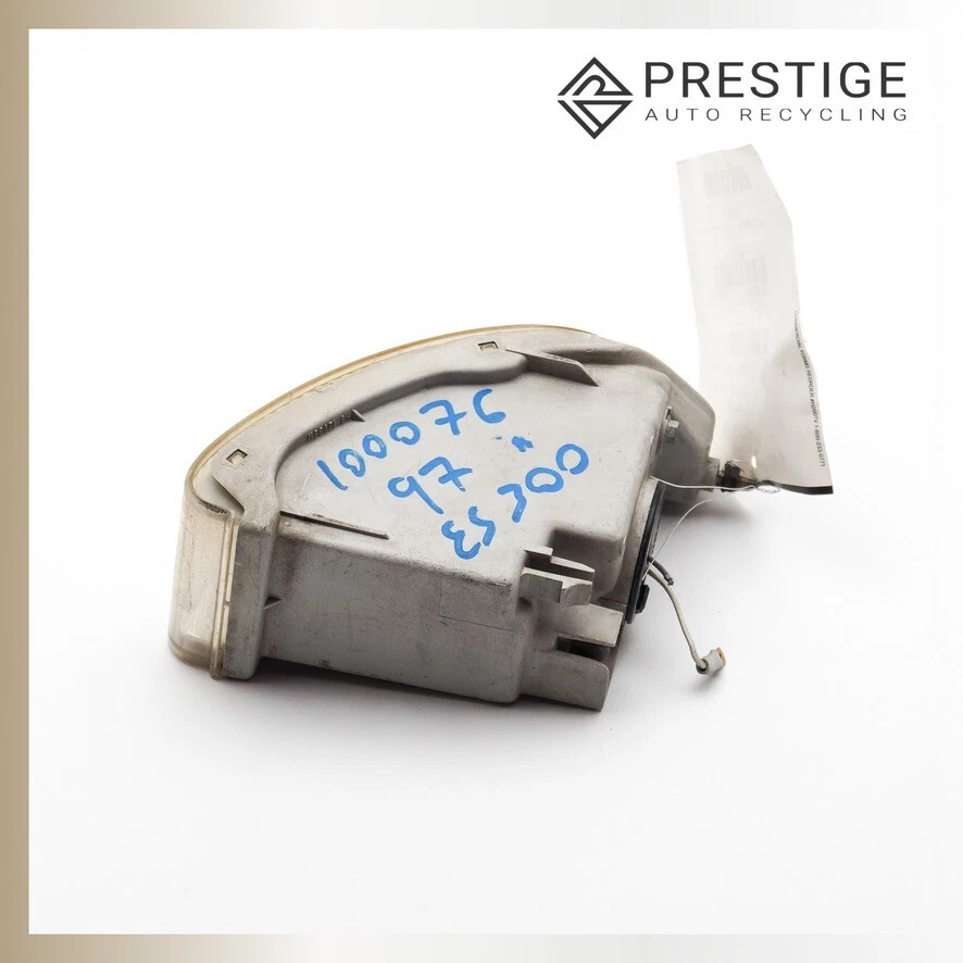 Luz antiniebla izquierda LEXUS ES300 1997-1999 81220-33080 Foto 4 de 4