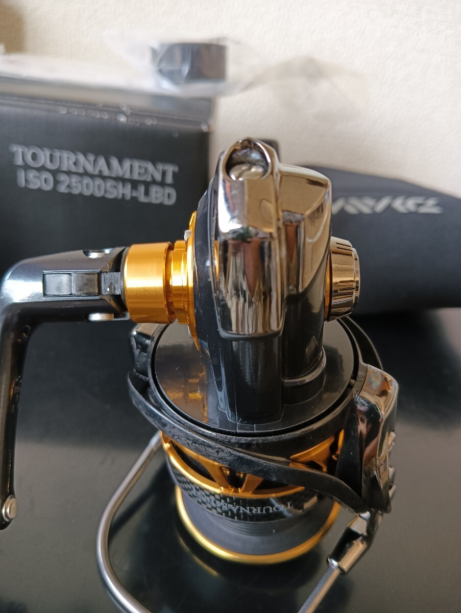 Daiwa 15T-ISO 2500SH-LBD 美品 ダイワ 15トーナメントISO 2500SH-LBD - フカセでチヌ！