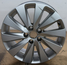 Seat Arona original Alufelge 6x16 ET45 6F9601025