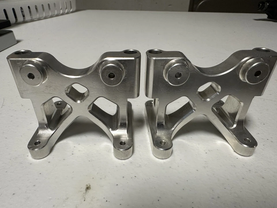 RARE!!! M3 CNC Losi Muggy Towers!  Limited Production! - Image 4 of 4