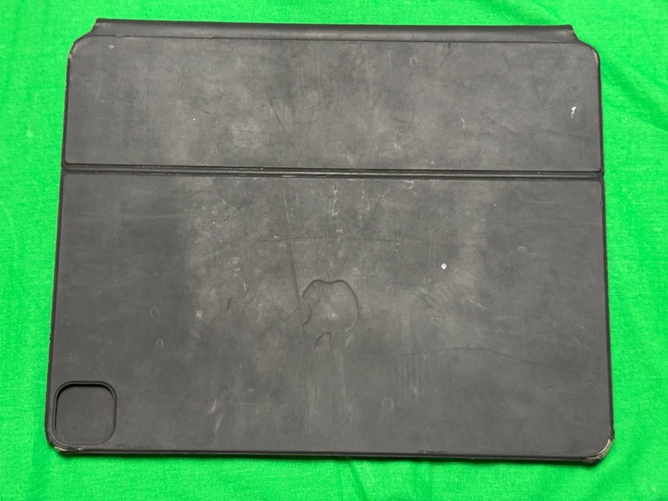 Apple Magic Keyboard für 12.9 Zoll iPad Pro  QWERTY- ENG / STARK GEBRAUCHT