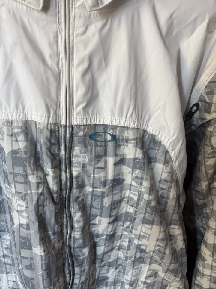 Oakley Men's Vintage Software Jacket Grey/Black, Snowboard Ski, Gorpcore - Image 2 of 4