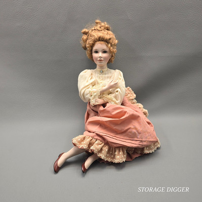 Vintage 1998 Georgetown Porcelain Woman Doll A Hug Just Because by Joyce Reavey