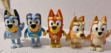 Moose & Ludo Toys Bluey Lot Mixed Figures 5 Family Figures (No Duplicates)