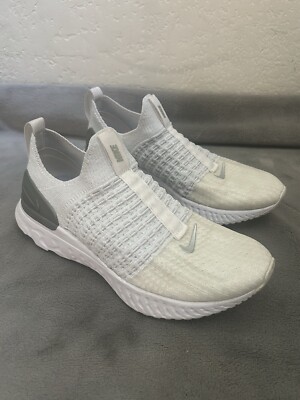 Women s Nike React Phantom Run Flyknit 2 US Size 6 White Color