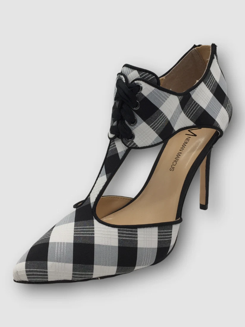 155 Neiman Marcus Women s Black Shootie Gingham Pump Shoes Size US 7.5 M