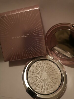 mac soul glow highlighter