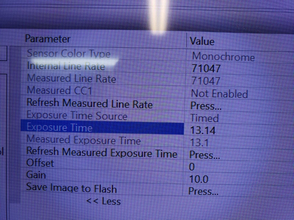 Cámara de escaneo de línea 16K Teledyne Dalsa LA-HM-16K07A-00-R 71.047 FPS @ 16384 x 1 Foto 2 de 4