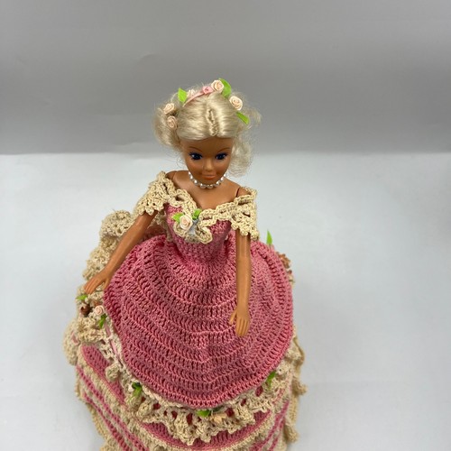 Vintage Annie's Attic February 1993 Pink Victorian GWTW Dress Handmade Doll - Picture 12 of 12