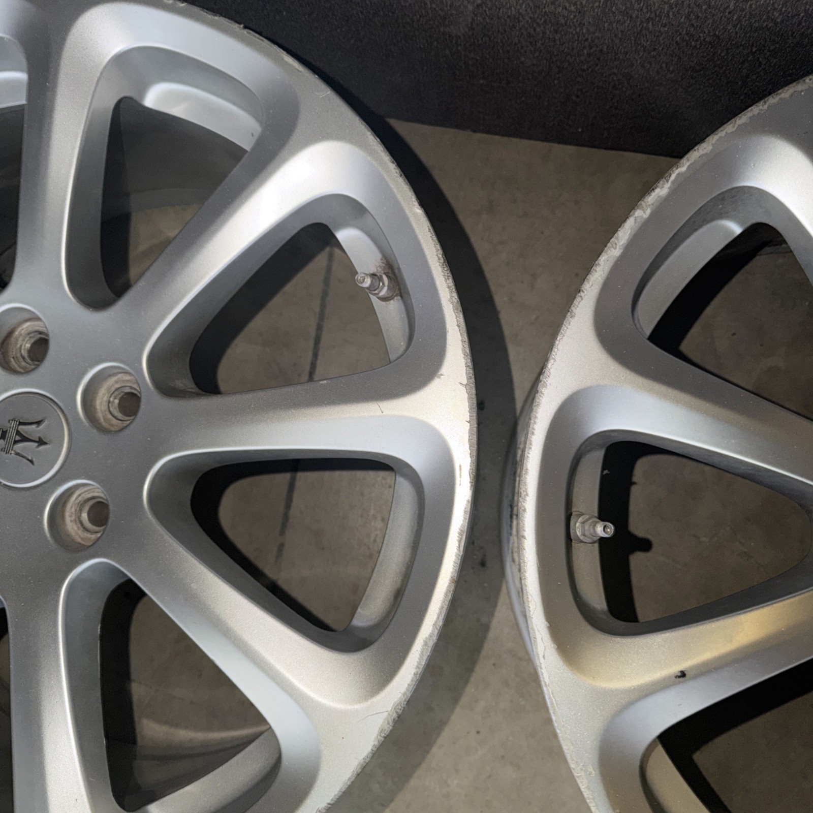 Maserati Quattroporte Front Wheels Set of 19 P/N 193840