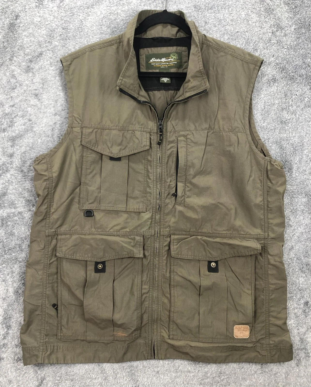 Eddie Bauer Vest Mens XLT Green Ripstop Travel Fishing Multi Pocket Outdoor