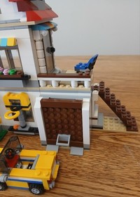 LEGO CREATOR Modular Family Villa 31069 100% Complete With BOX House Building