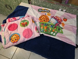ShopKins Twin Flat Sheet And Pillow Case Clean