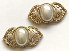 Vintage Pair Signed S.G. D'OR Shoe Clips Gold Tone Faux Bead Heart Design NICE 