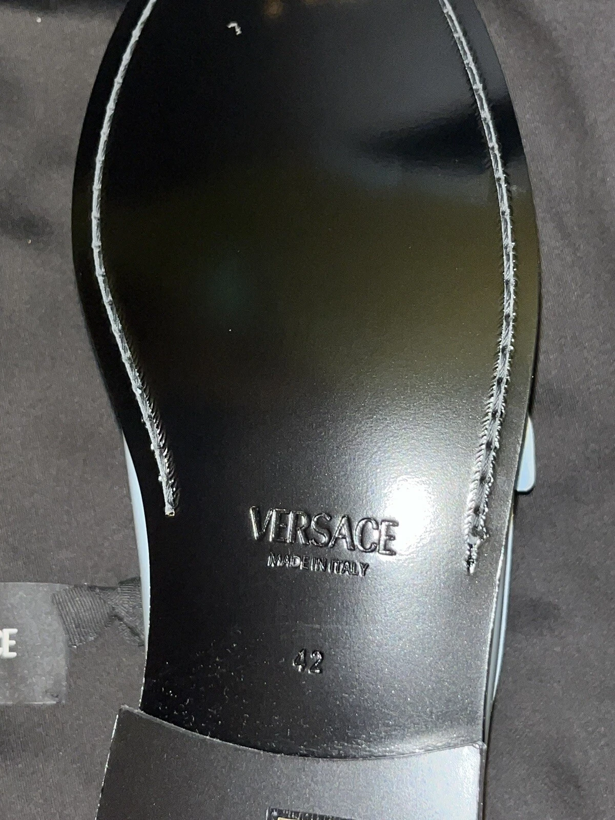 Mocassini Versace Medusa nuovi con scatola $775 in pelle verniciata taglia 42 EU 9 US