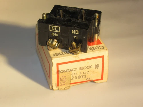 CUTLER HAMMER 10250T1 A4 CONTACT BLOCK SPDT 1 NO 1 NC 6A