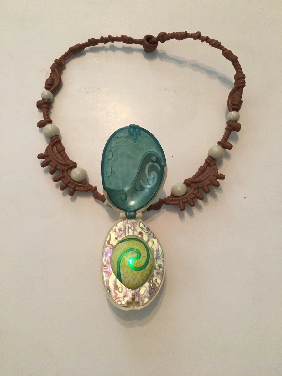 Big w shop moana necklace