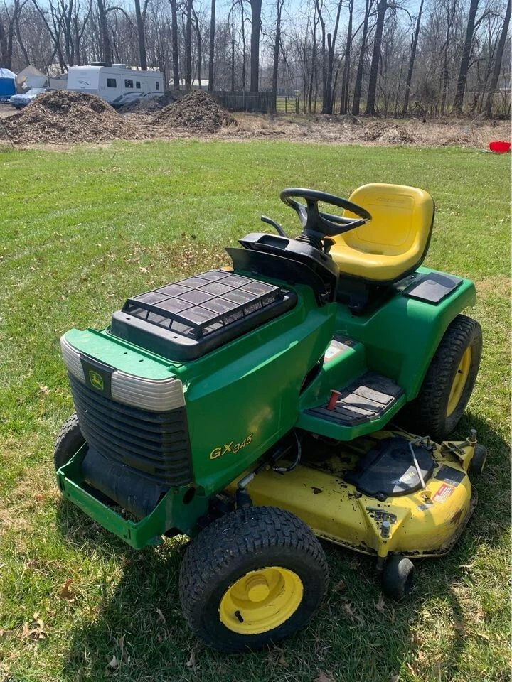 John deere riding lawn mower with kawasaki engine hot sale